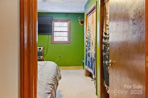 5668 Longbottom Road Hays NC 28635