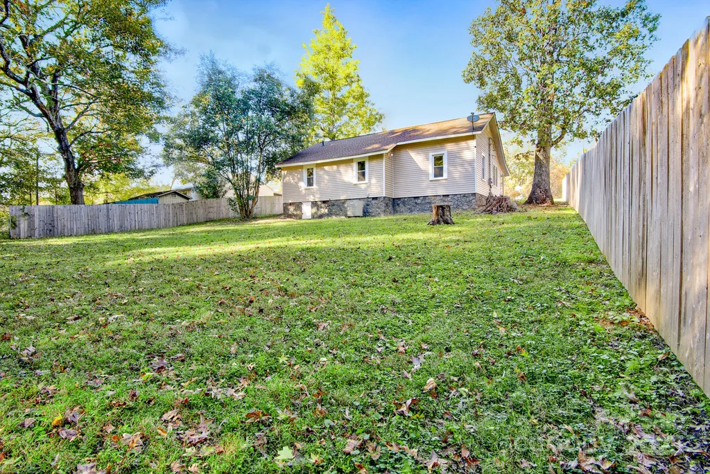 434 E Salisbury Street Denton NC 27239