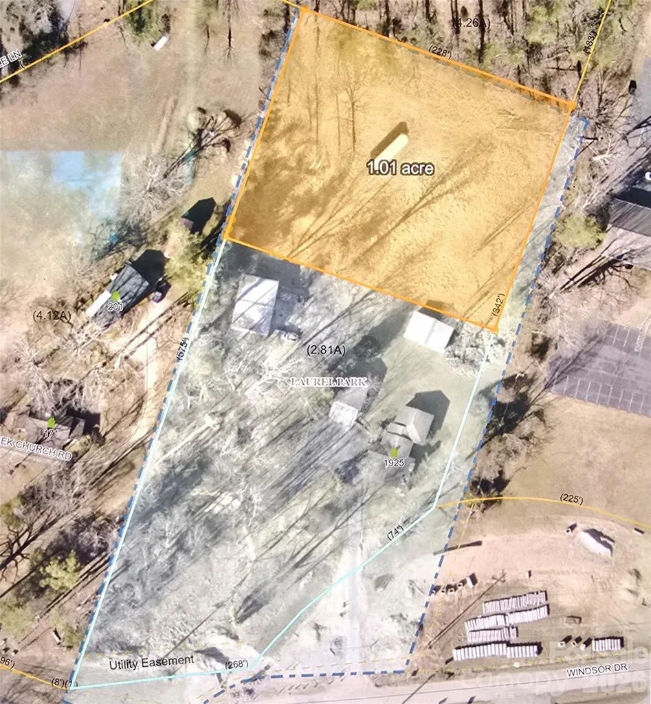 1925-A Windsor Drive Laurel Park NC 28739