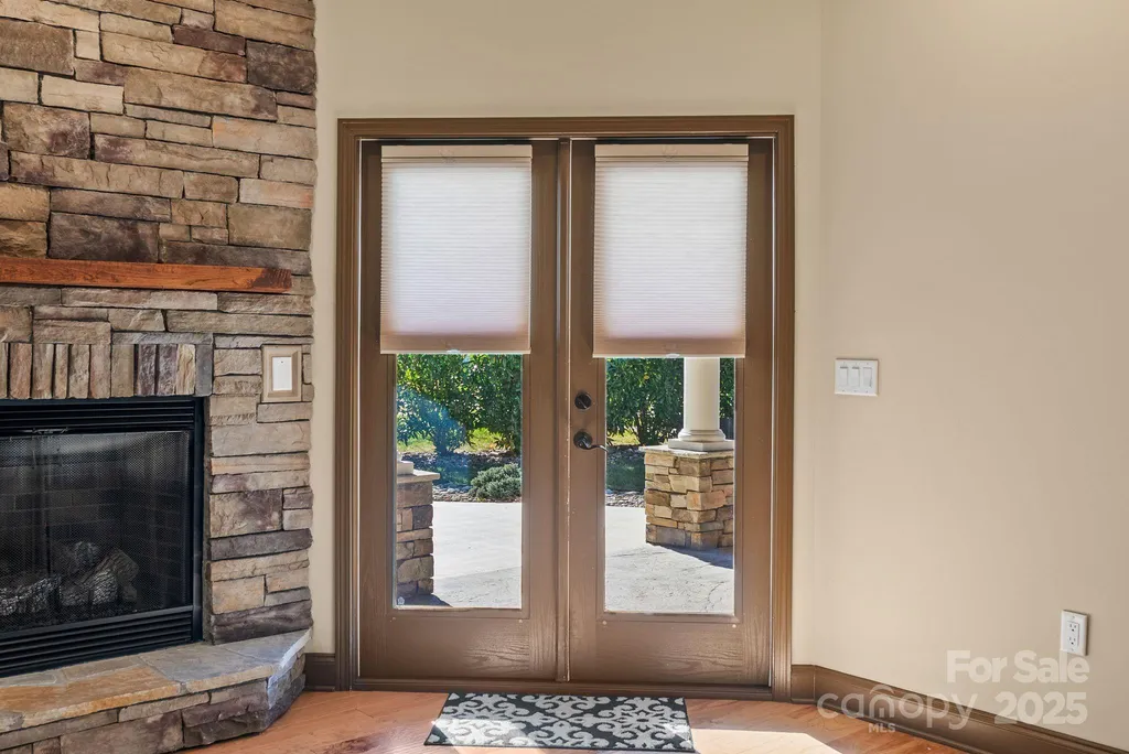 4 Pacifico Drive Asheville NC 28806