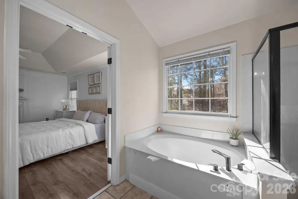 7708 Harrington Woods Road Charlotte NC 28269