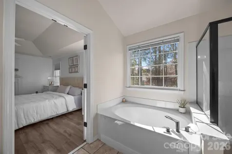 7708 Harrington Woods Road Charlotte NC 28269