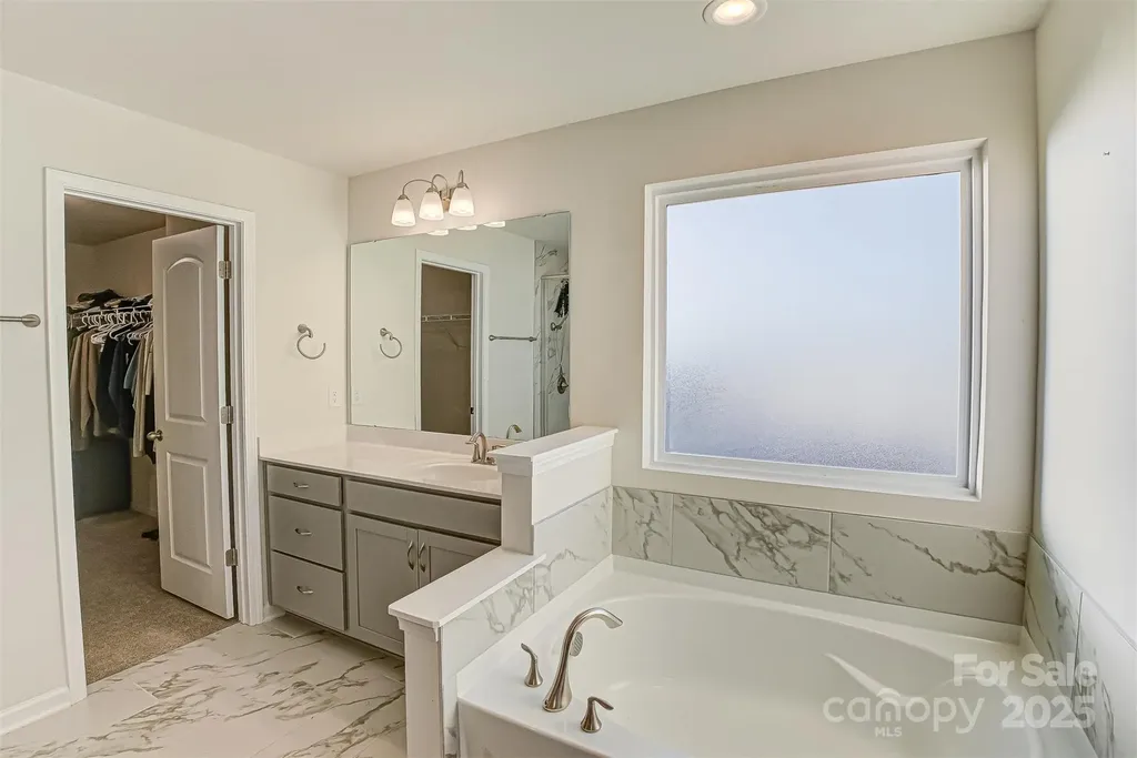 17030 Carolina Pine Row Charlotte NC 28278