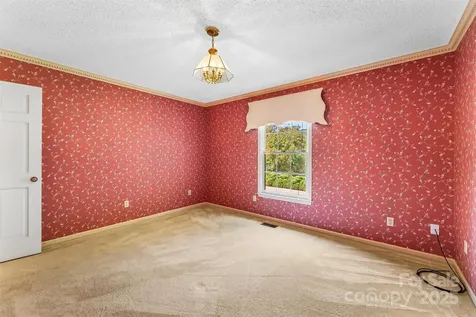 200 Woodland Drive Marion NC 28752