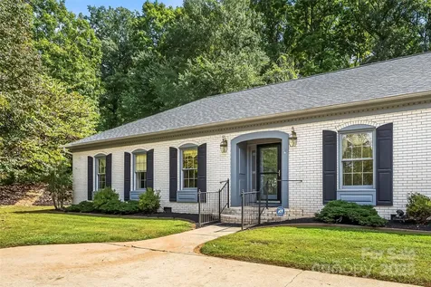 200 Woodland Drive Marion NC 28752