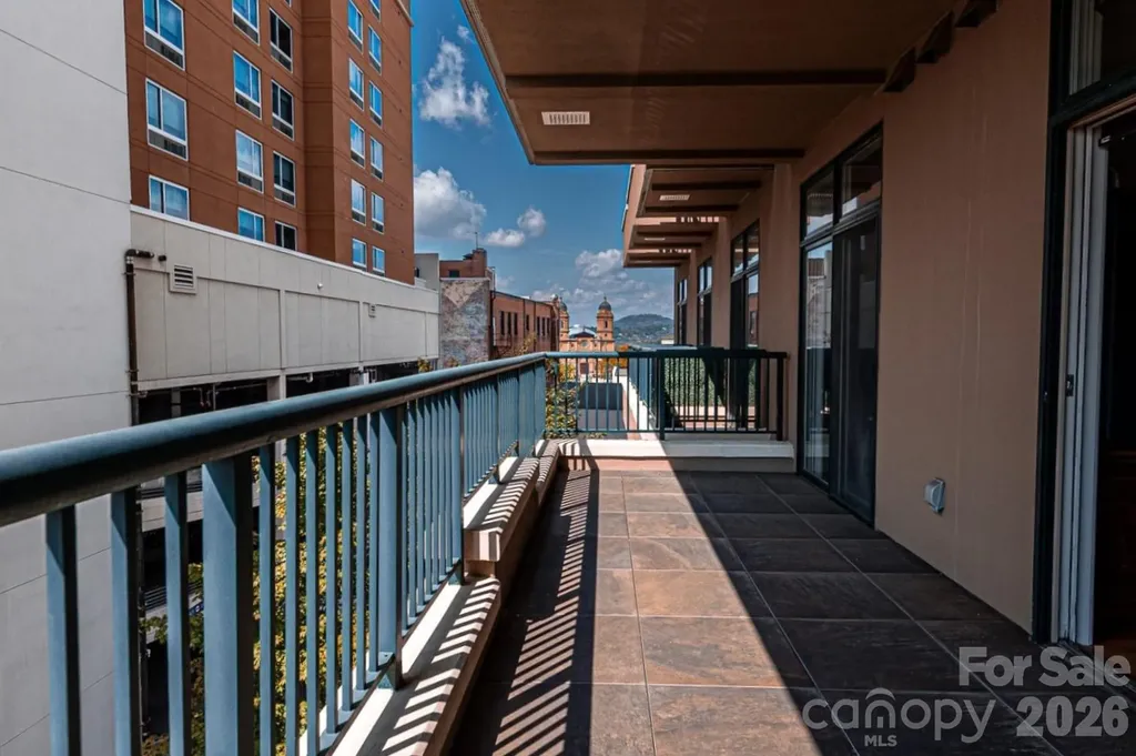 21 Battery Park Avenue Asheville NC 28801