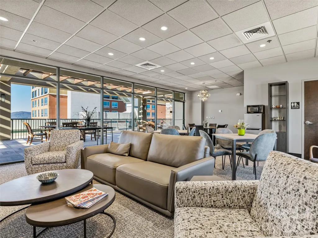 21 Battery Park Avenue Asheville NC 28801