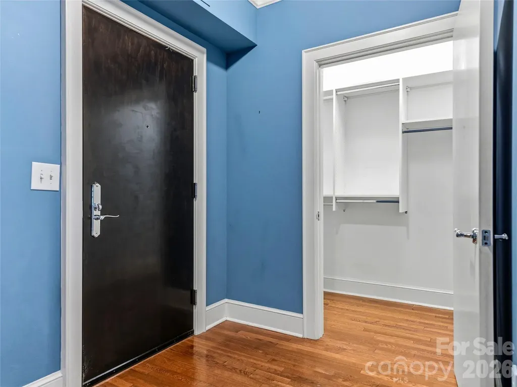 21 Battery Park Avenue Asheville NC 28801