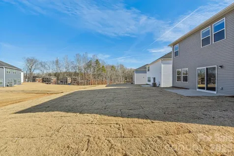 2111 Sunflower Circle Newton NC 28658