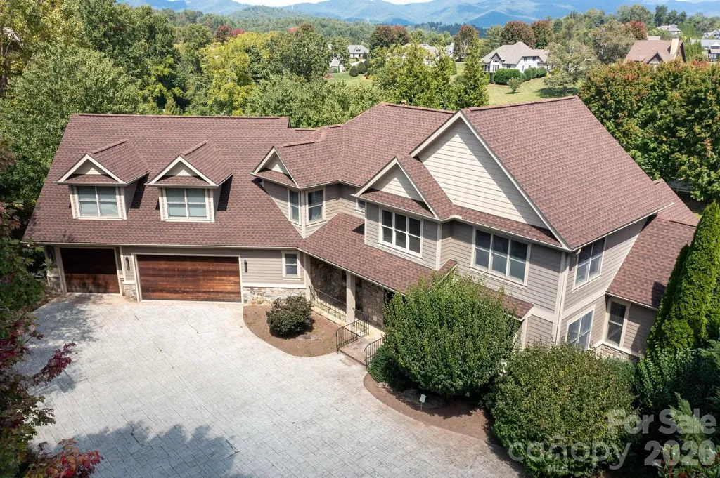 31 Bradford Vistas Drive Fletcher NC 28732