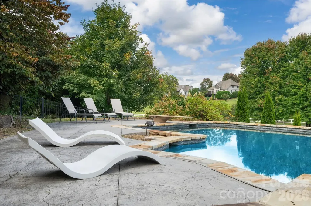 31 Bradford Vistas Drive Fletcher NC 28732