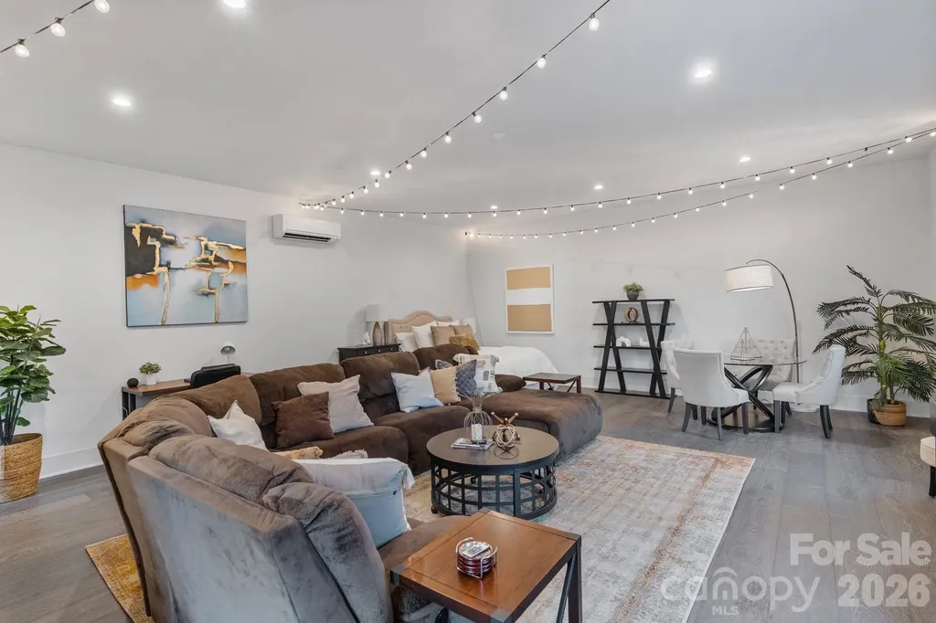 1516 Princeton Avenue Charlotte NC 28209