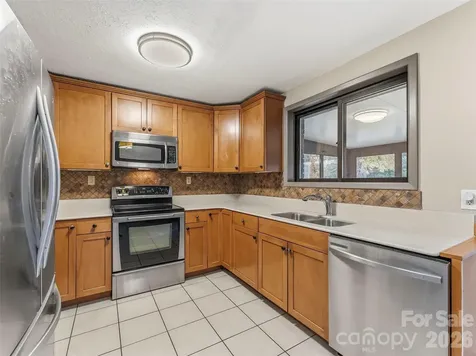 605 Dana Road Hendersonville NC 28792