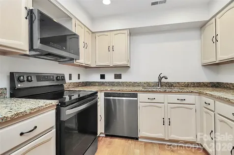 16 Woodvine Lane Clover SC 29710