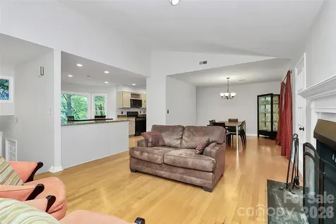 16 Woodvine Lane Clover SC 29710