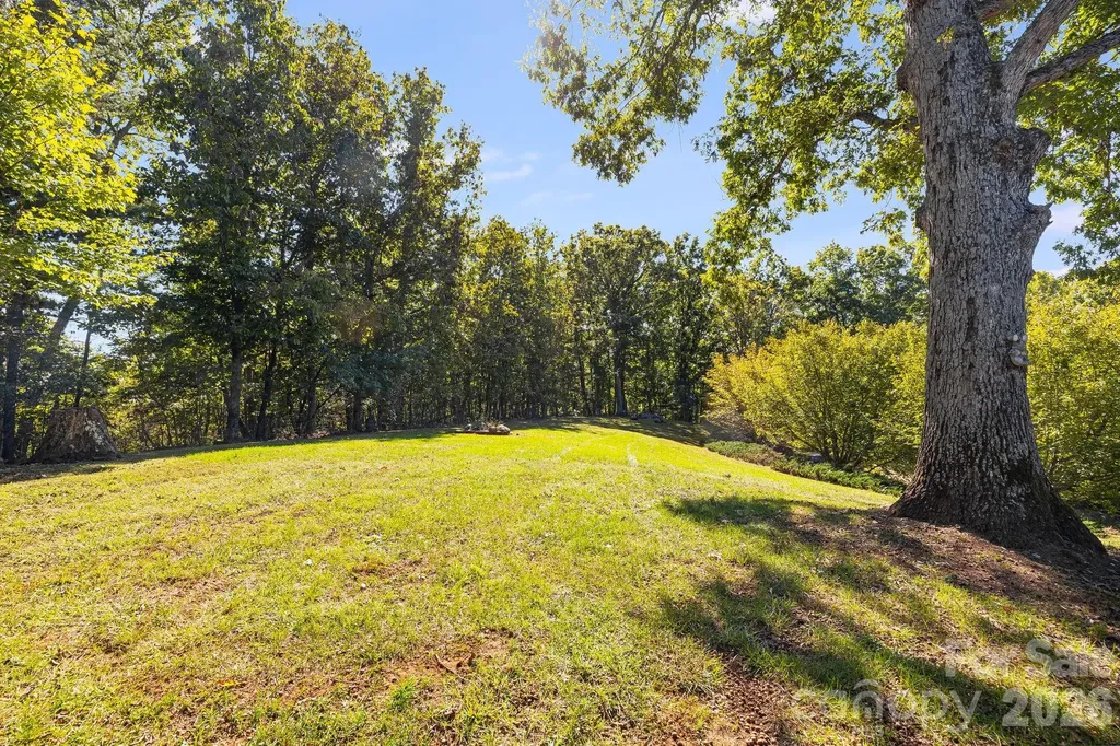 1387 Woods Ammons Road Mars Hill NC 28754
