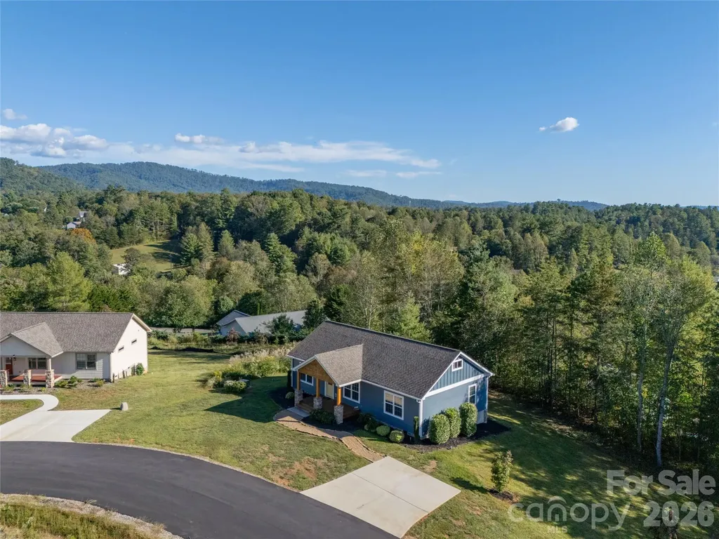 105 Bluebell Ridge Lane Weaverville NC 28787