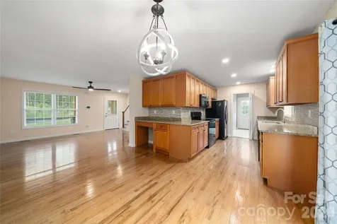 105 Bluebell Ridge Lane Weaverville NC 28787