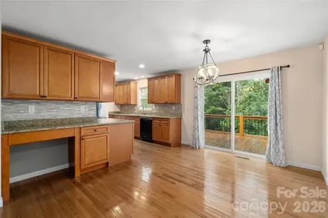 105 Bluebell Ridge Lane Weaverville NC 28787