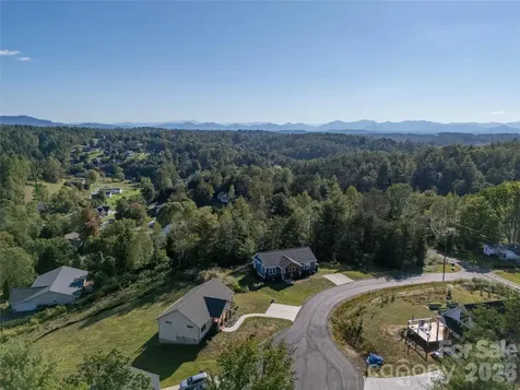 105 Bluebell Ridge Lane Weaverville NC 28787