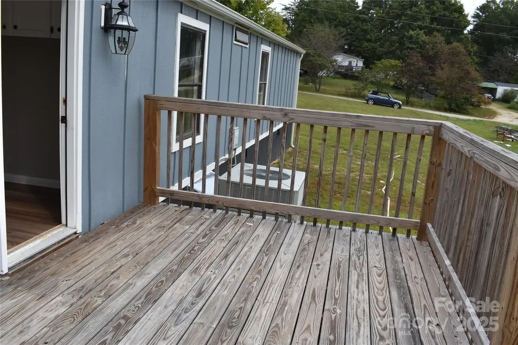 91 Sweet Gum Drive Nebo NC 28761
