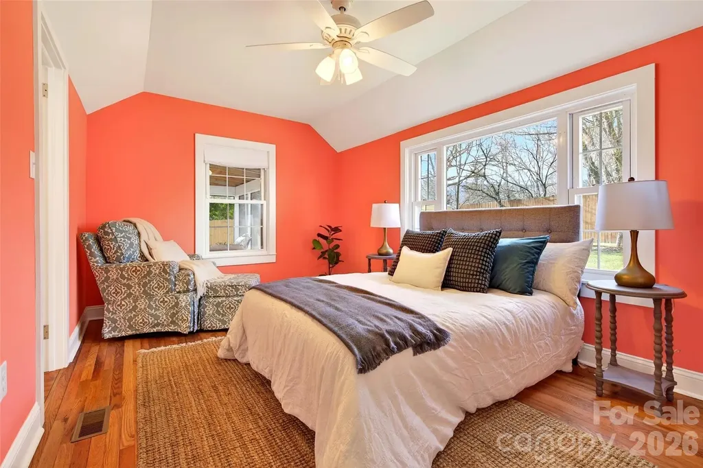109 N Dougherty Street Black Mountain NC 28711