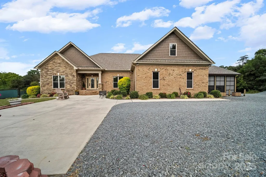 5702 Army Road Marshville NC 28103
