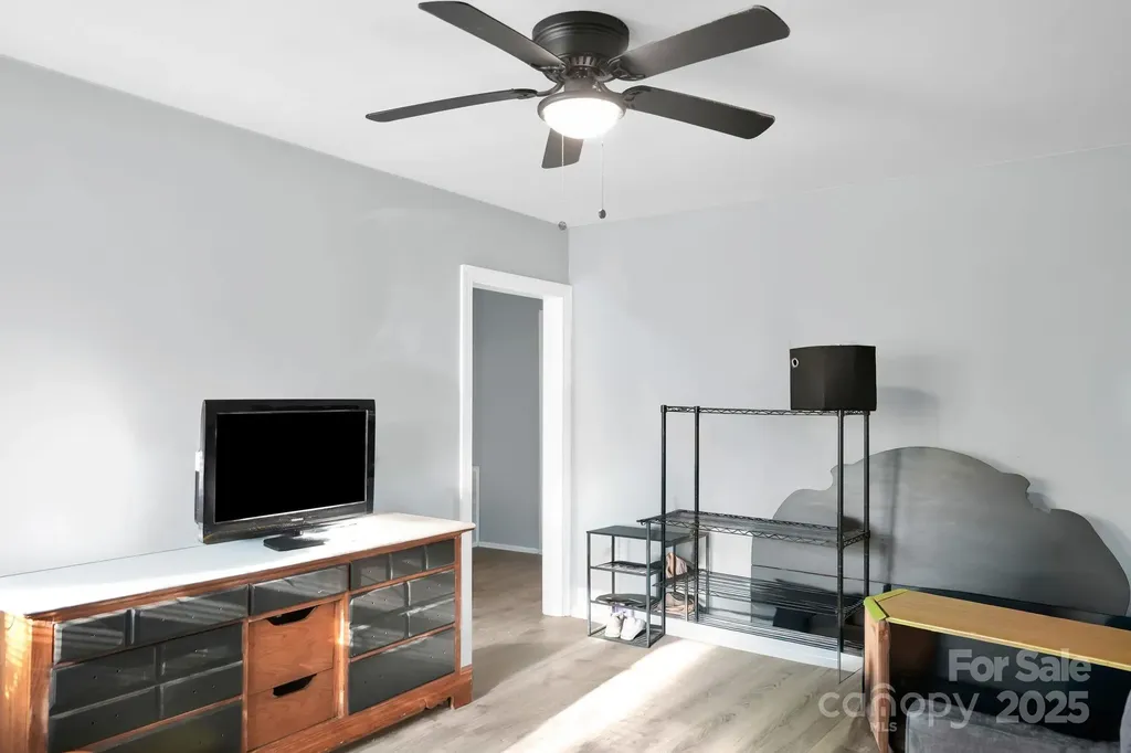 2701 Watson Drive Charlotte NC 28208