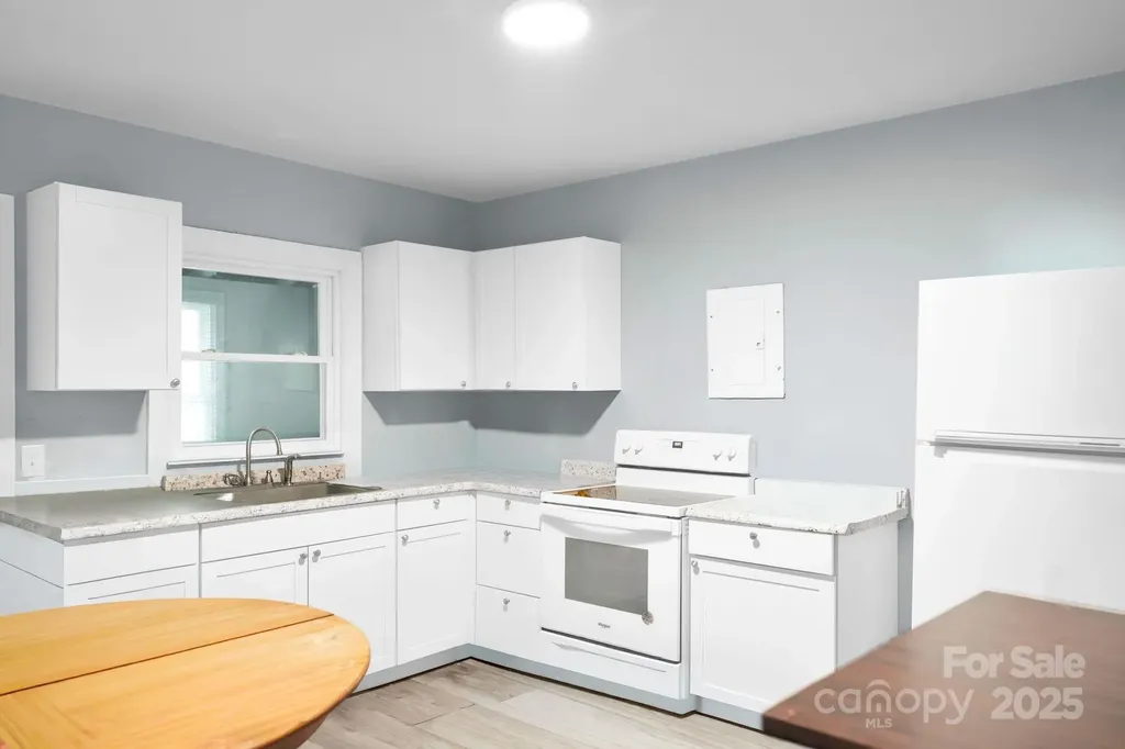 2701 Watson Drive Charlotte NC 28208