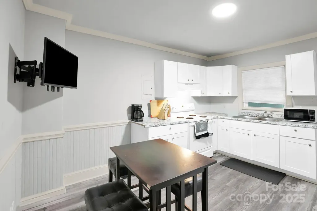 2701 Watson Drive Charlotte NC 28208