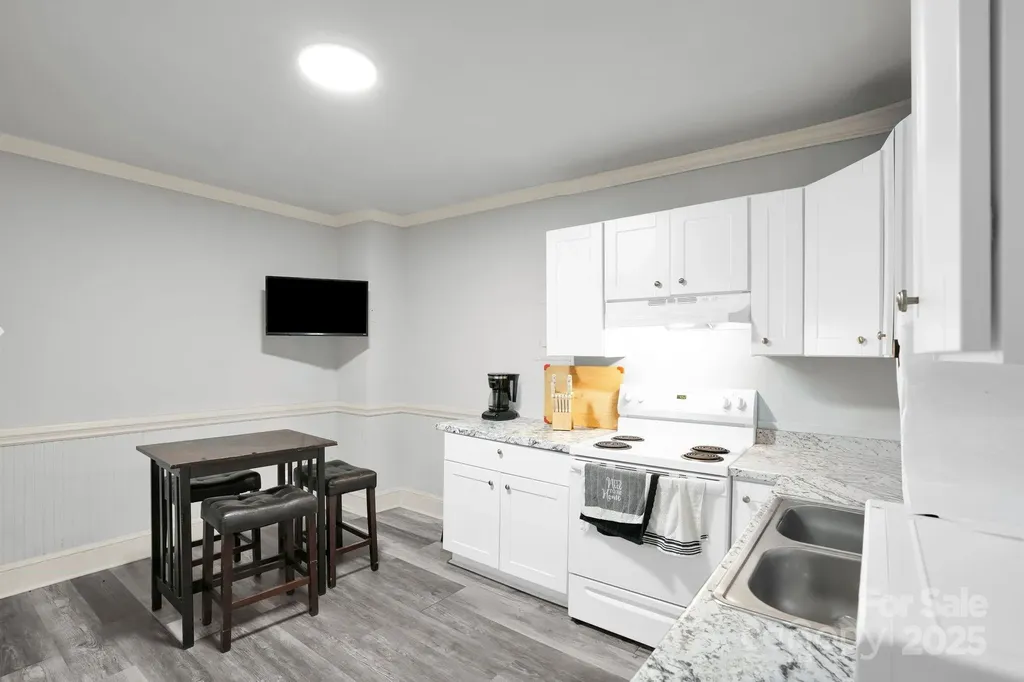2701 Watson Drive Charlotte NC 28208