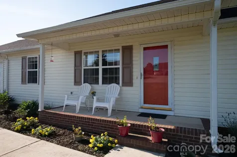 1371 Millrace Drive Conover NC 28613