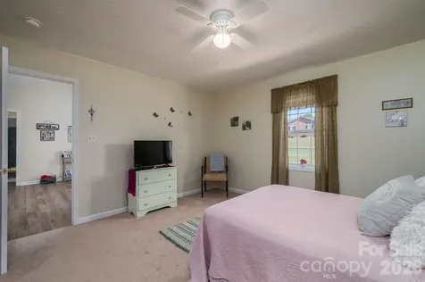 1371 Millrace Drive Conover NC 28613