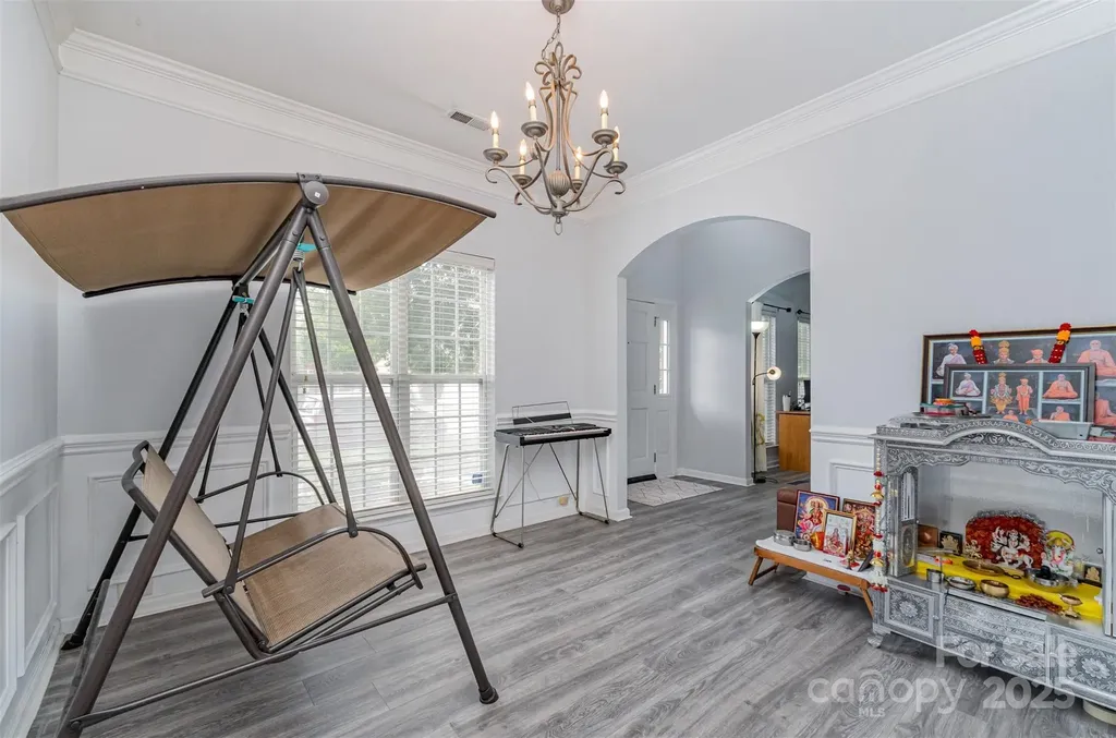 2823 Oakdale Pasture Drive Charlotte NC 28216