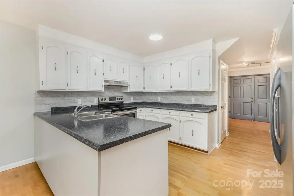 4529 Creemore Drive Charlotte NC 28213