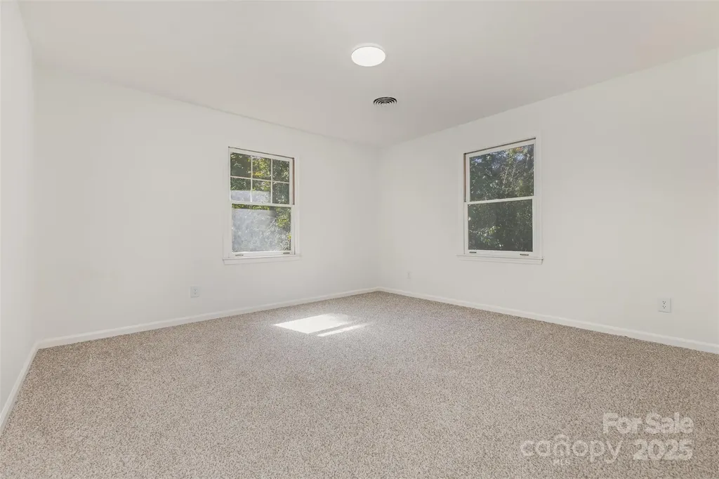 4529 Creemore Drive Charlotte NC 28213