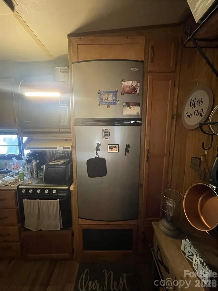 112 Deerfield Drive New London NC 28127