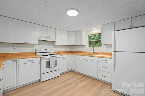 67 Quartz Lane Balsam NC 28707
