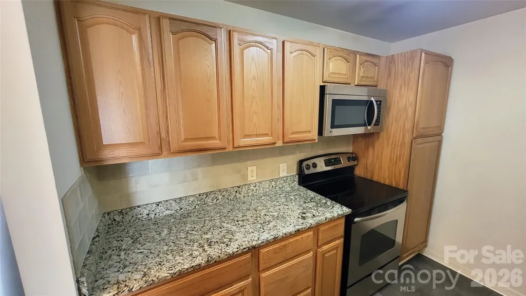 1323 Queens Road Charlotte NC 28207