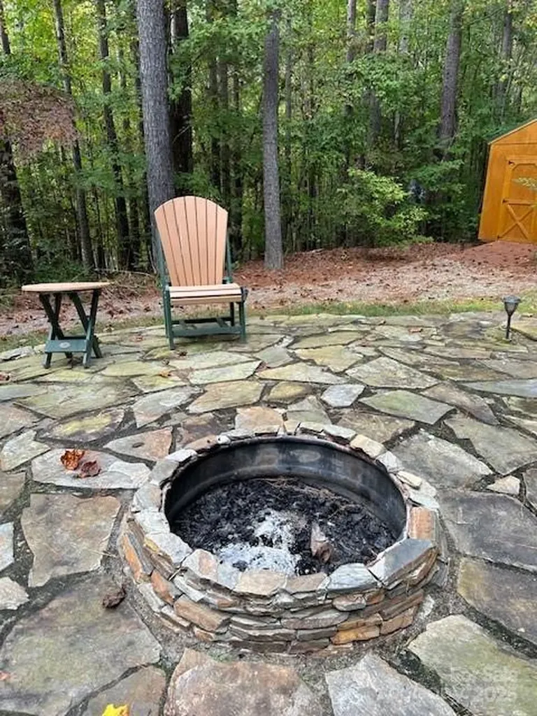 106 Lake Terrace Drive Nebo NC 28761