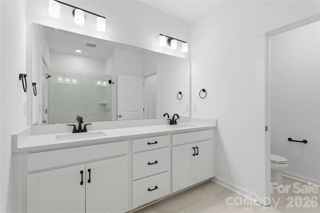7029 Westrow Avenue Charlotte NC 28278