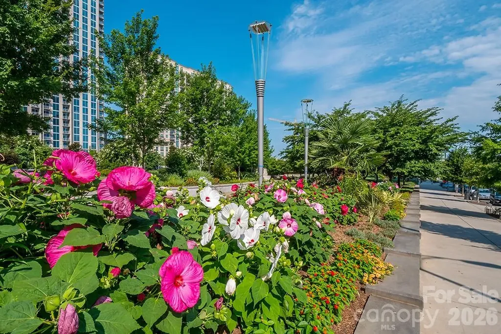 525 E Sixth Street Charlotte NC 28202
