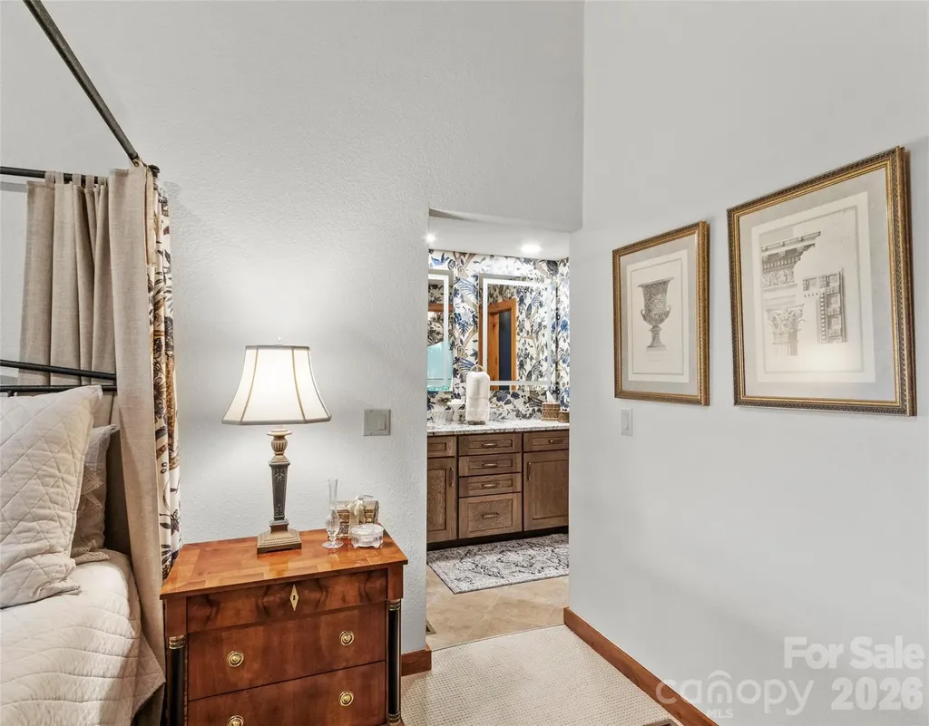 430 Rhododendron Lane Burnsville NC 28714