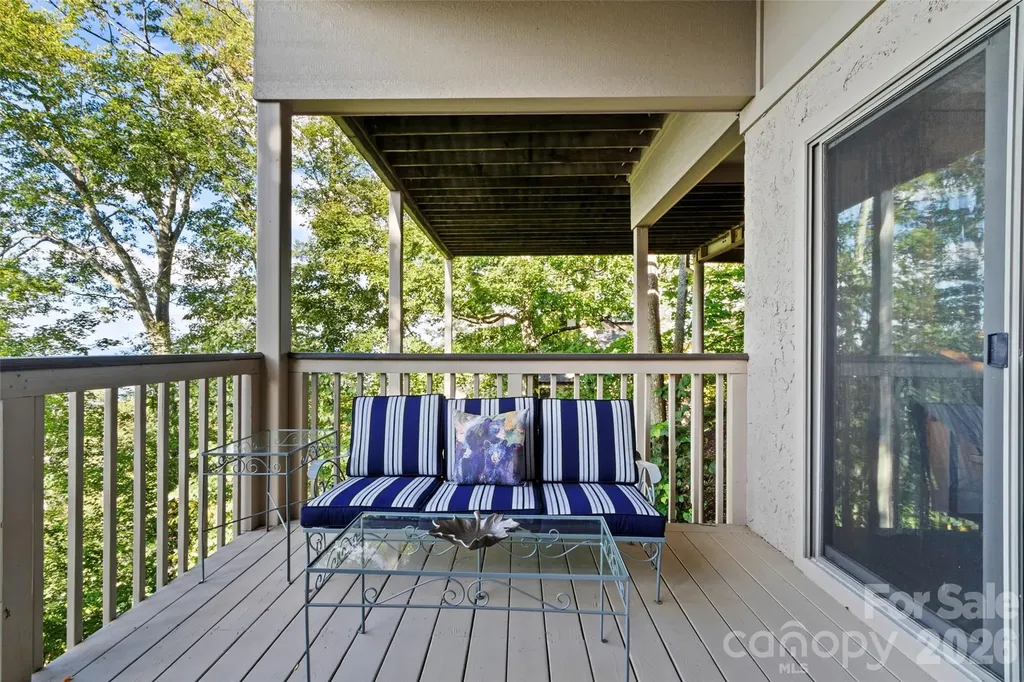 430 Rhododendron Lane Burnsville NC 28714