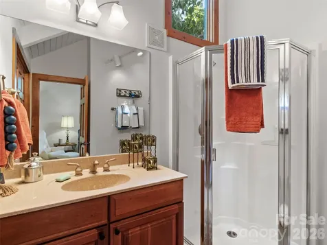 430 Rhododendron Lane Burnsville NC 28714