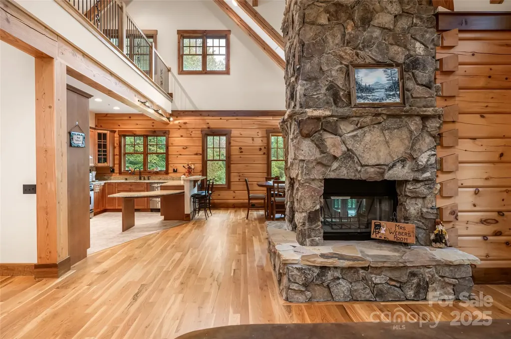 635 Whisper Mountain Drive Leicester NC 28748