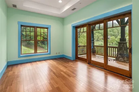 635 Whisper Mountain Drive Leicester NC 28748