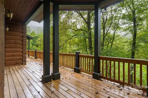 635 Whisper Mountain Drive Leicester NC 28748