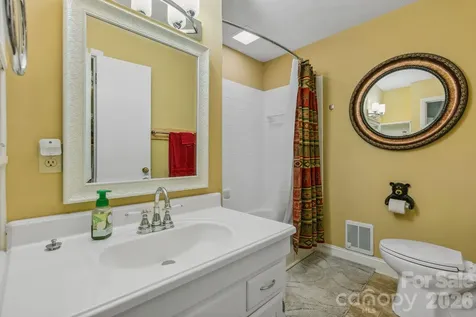975 Country Club Drive Maggie Valley NC 28751