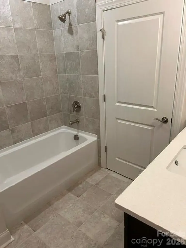 3048 Five Creek Road Charlotte NC 28213